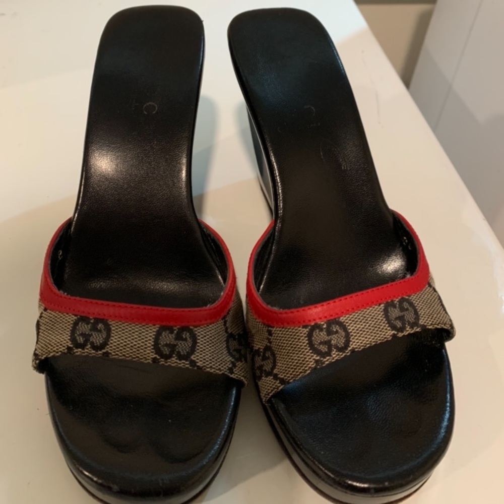 Gucci wedge shoes